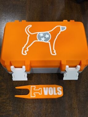 Smokey The Dog, Golf Ball Case with VOLS Divot Tool